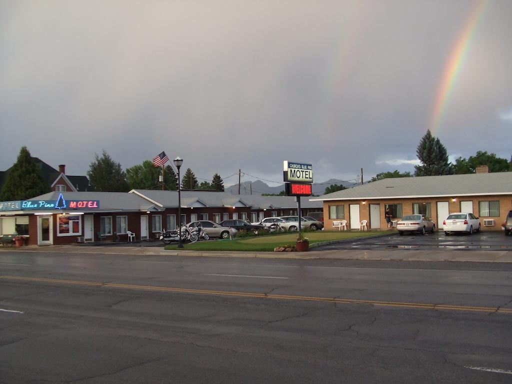 Blue Pine Motel Panguitch Exterior photo